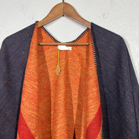 NEW! Shiraleah Chicago Shawl Poncho Sweater Wrap Knit OSFA - Picture 4 of 6